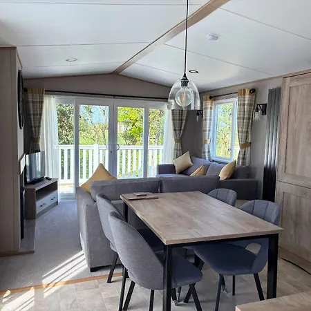 Linwater Caravan Park - Luxury Lodges And Static Caravans Near Edinburgh Newbridge  Exterior photo