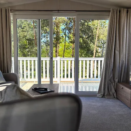 Linwater Caravan Park - Luxury Lodges And Static Caravans Near Edinburgh Newbridge  Exterior photo