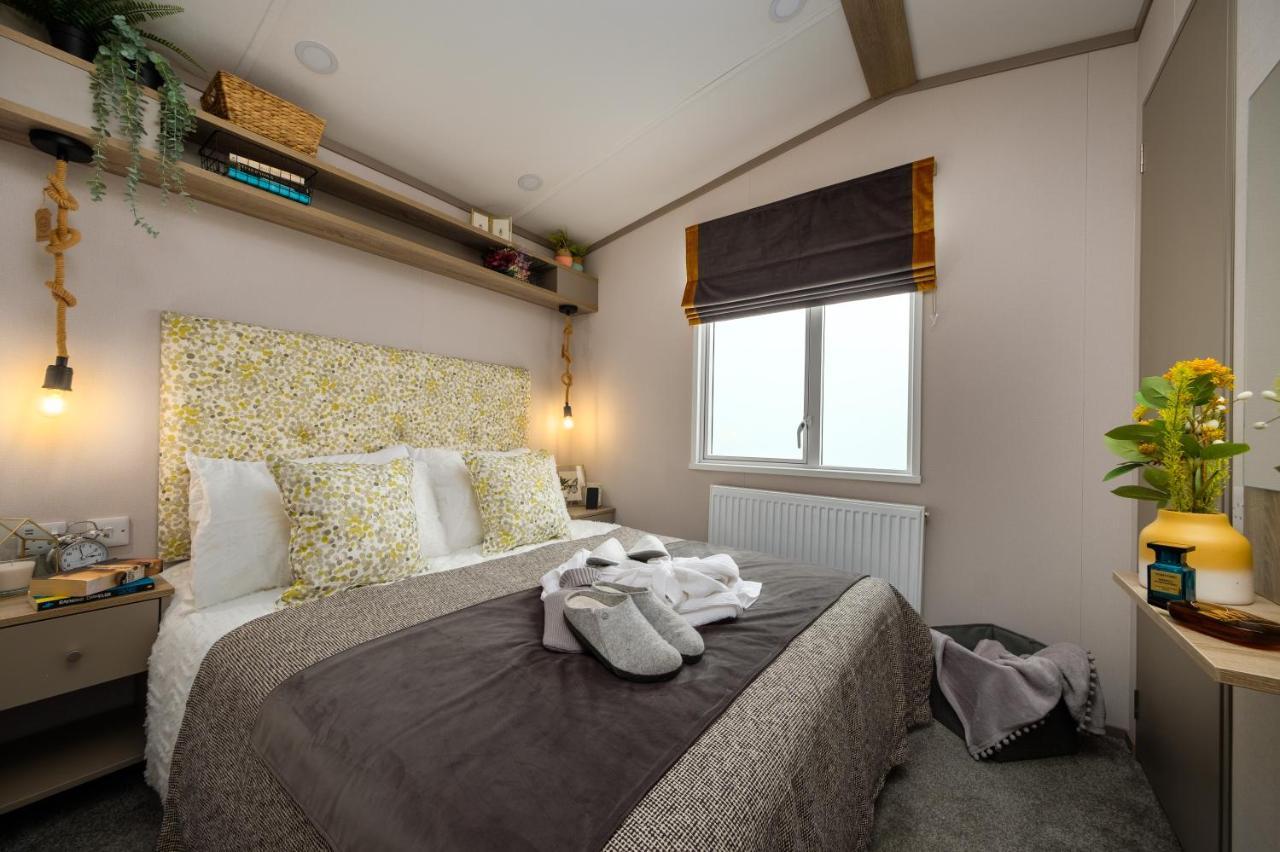 Lodge Linwater - Luxury And Static Caravans Near Edinburgh