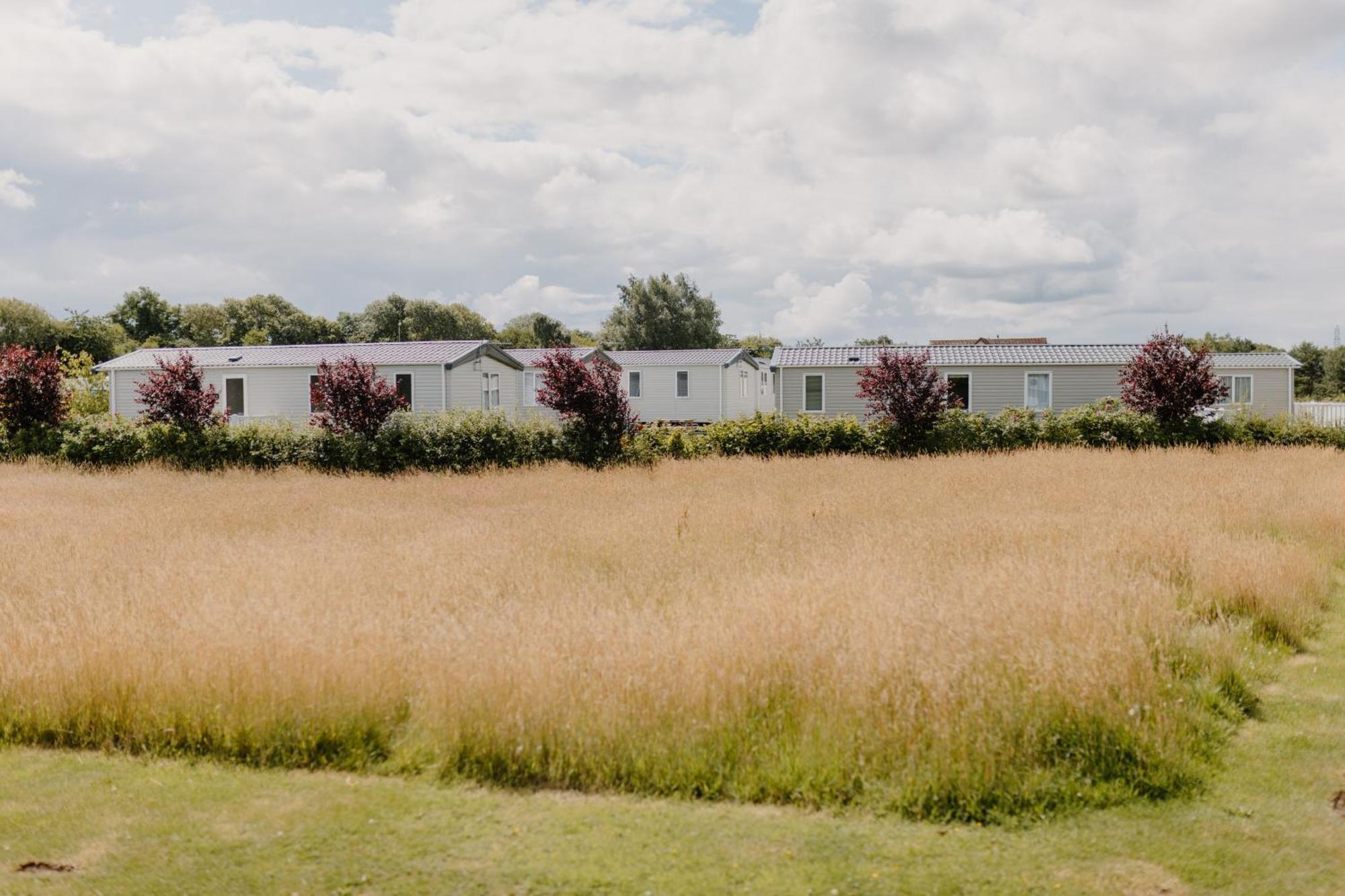 Lodge Linwater - Luxury And Static Caravans Near Edinburgh *