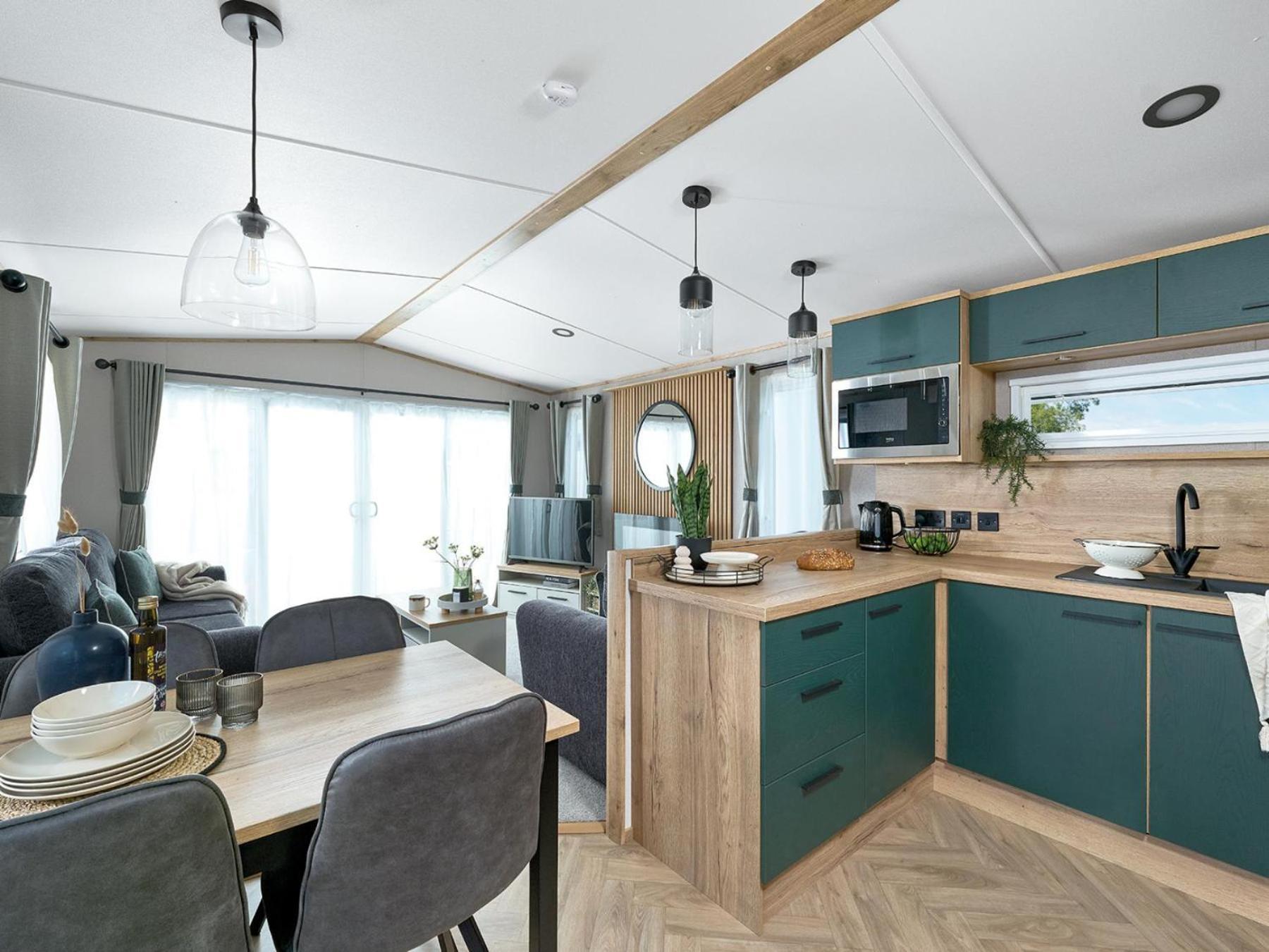 Lodge Linwater - Luxury And Static Caravans Near Edinburgh