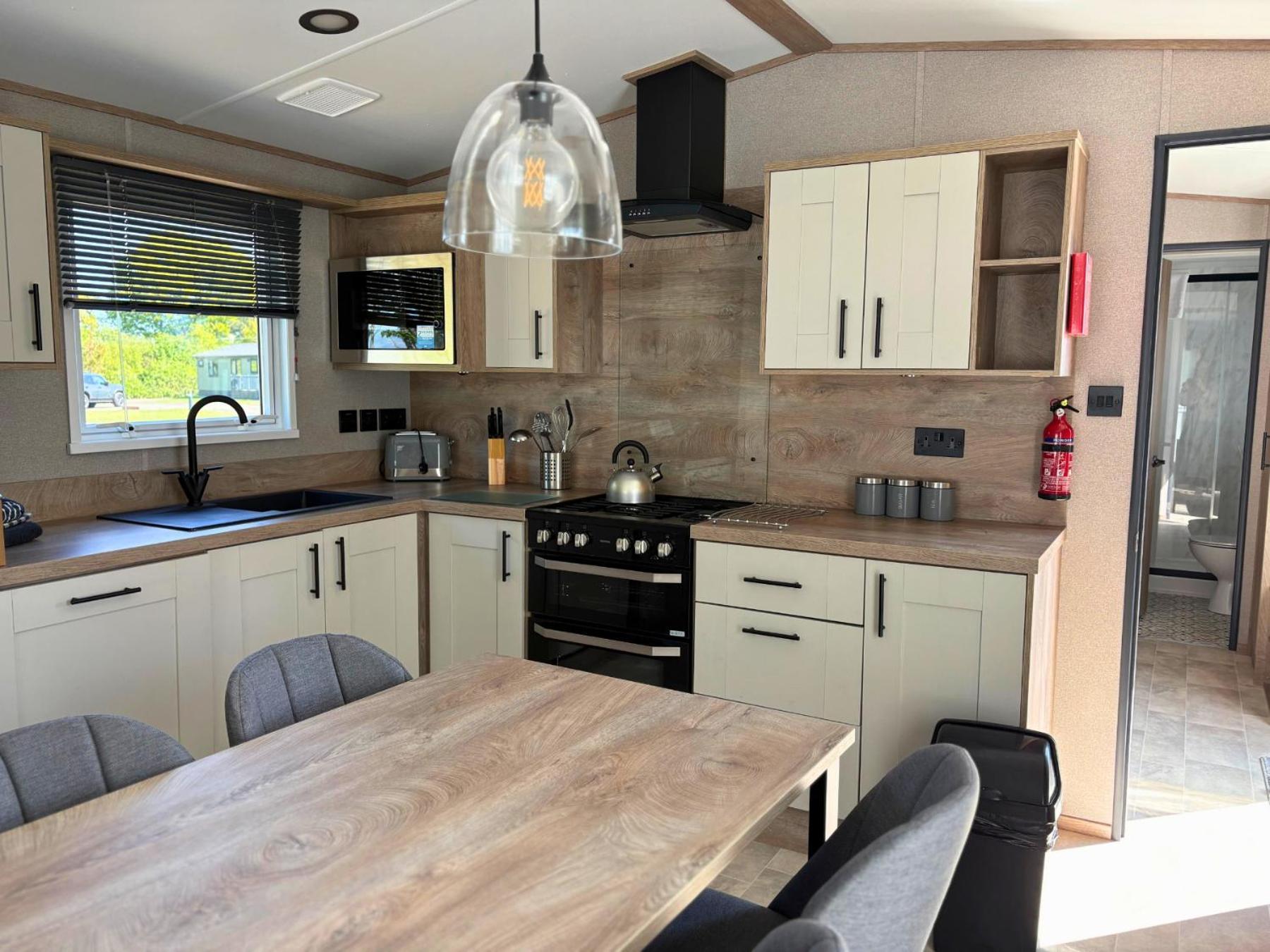 Linwater - Luxury And Static Caravans Near Edinburgh Lodge
