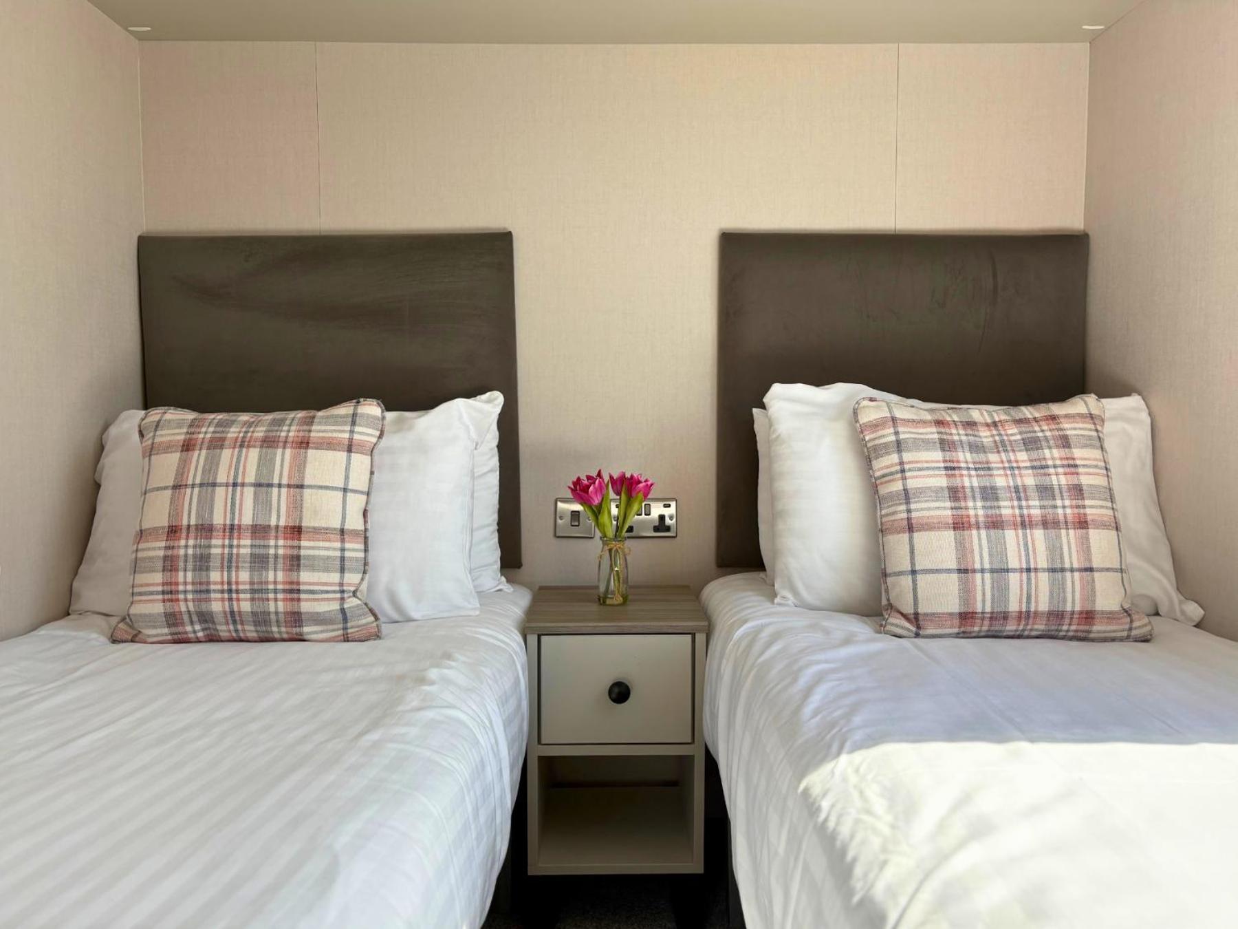 Linwater - Luxury And Static Caravans Near Edinburgh